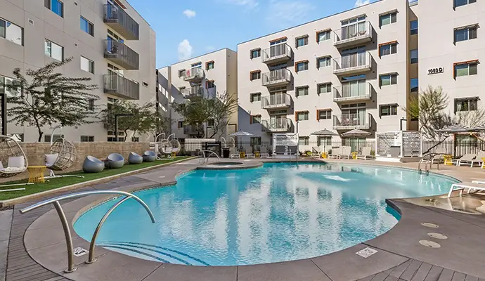 Vertex swimming pool